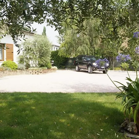 Residenza Ai 4 Olivi * Peschiera del Garda