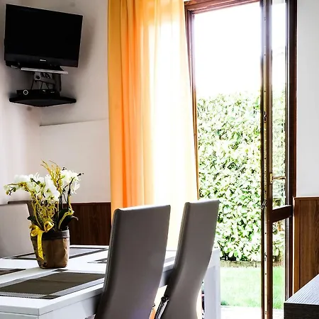 Residenza Ai 4 Olivi * Peschiera del Garda
