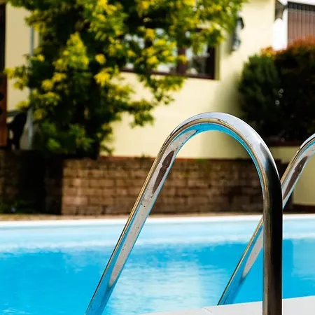 Residenza Ai 4 Olivi Apartment Peschiera del Garda